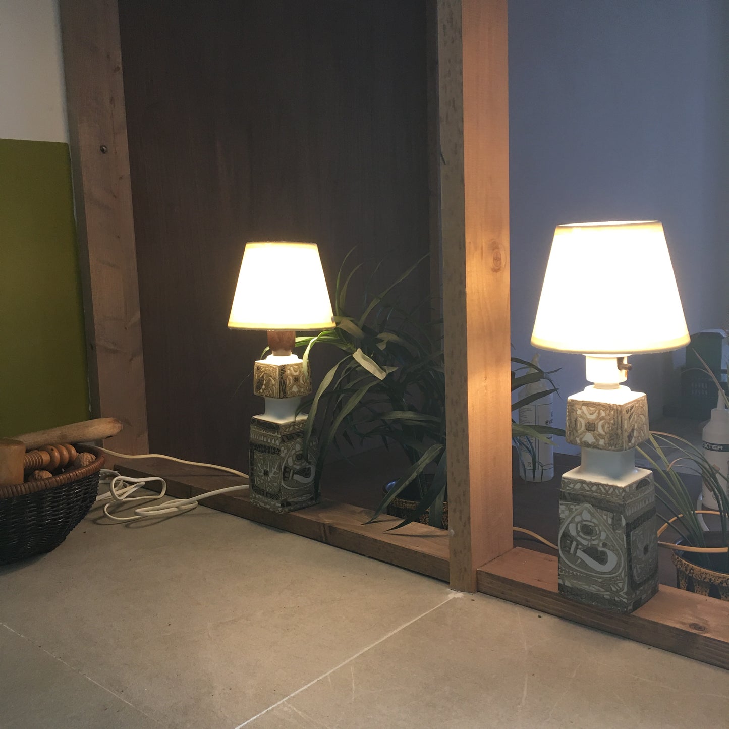 Nils Thorsson, 2 lampes de table en céramique, , Royal Copenhagen, Danemark.