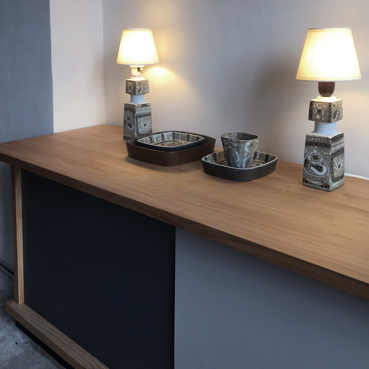 Nils Thorsson, 2 lampes de table en céramique, , Royal Copenhagen, Danemark.