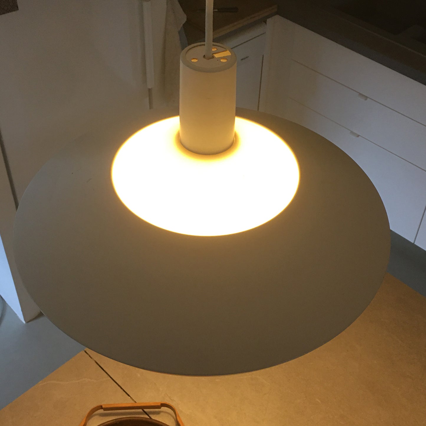 Suspension Klassependel Blanc , par Louis Poulsen, Danemark 1965