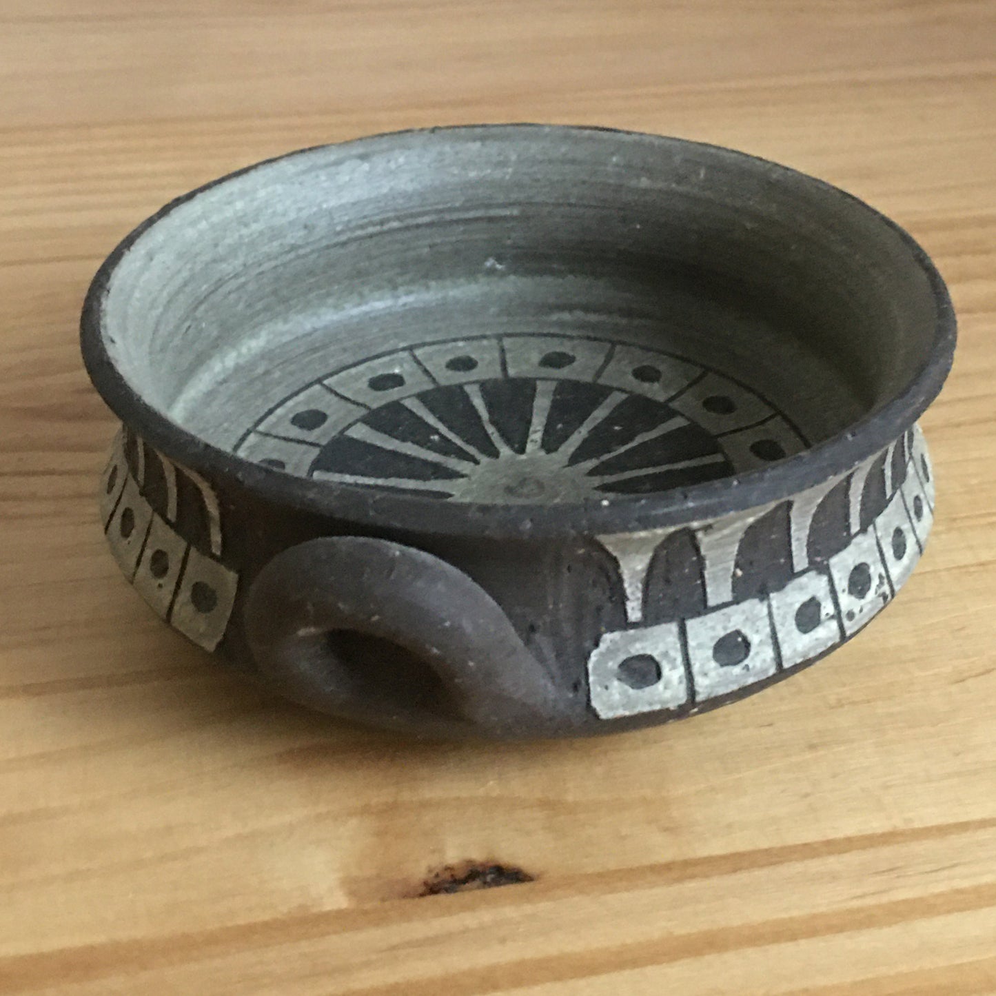 Ulla Winblad , Plat Miniature en grès émaillé, "Alingsås Keramik" circa 60