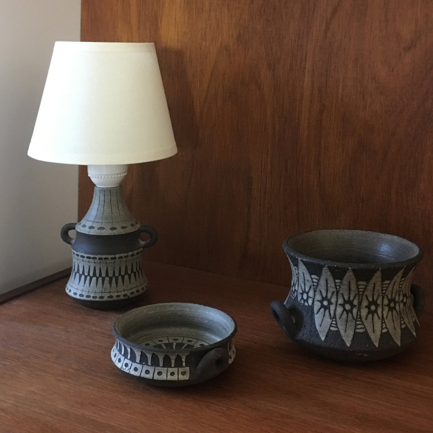 Ulla Winblad , Plat Miniature en grès émaillé, "Alingsås Keramik" circa 60