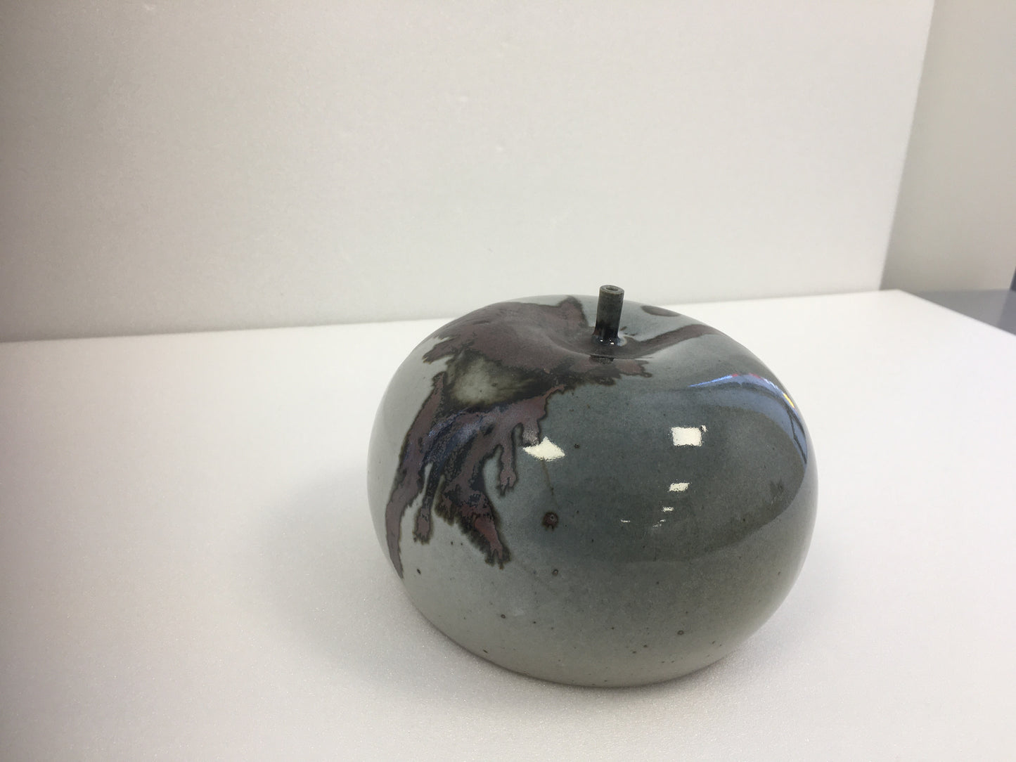 Claes Thell, Vase bouteille studio, Höganäs