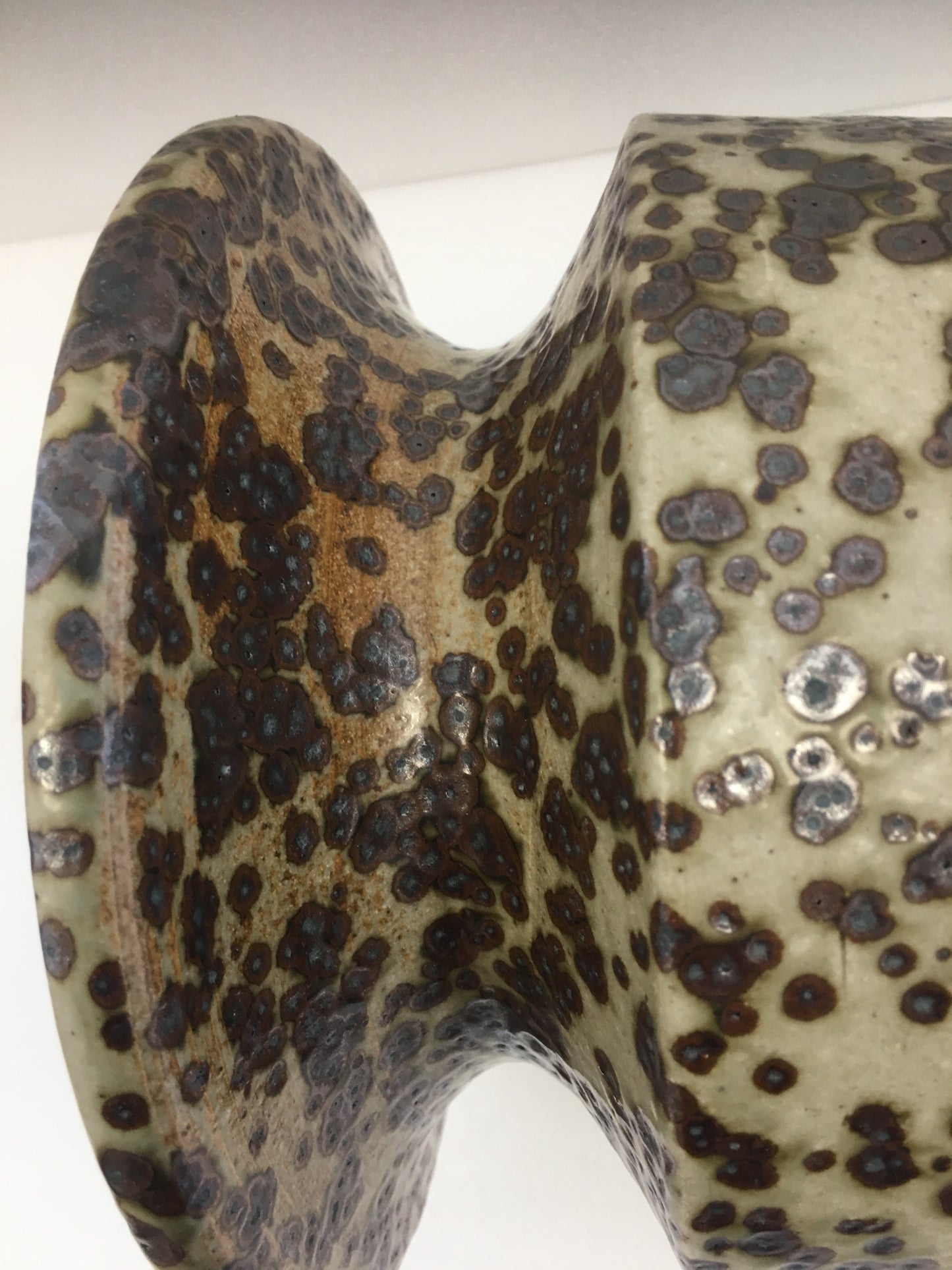 CLAES THELL Grande vase en grès Suède. C.70's