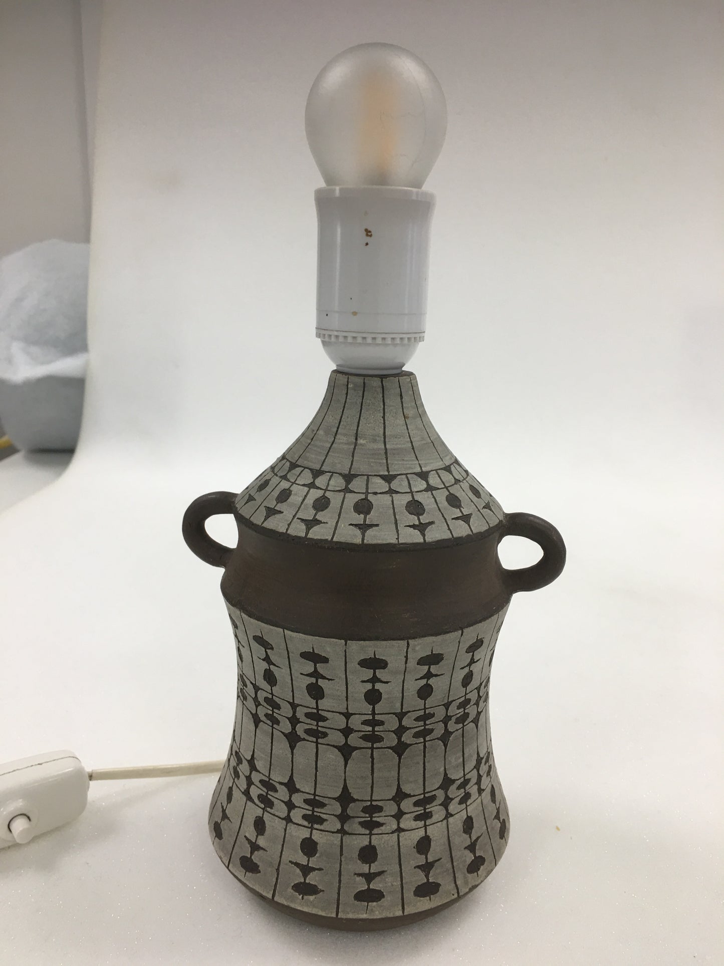 Ulla Winblad , Lampe de table en grès émaillé, "Alingsås Keramik" circa 60