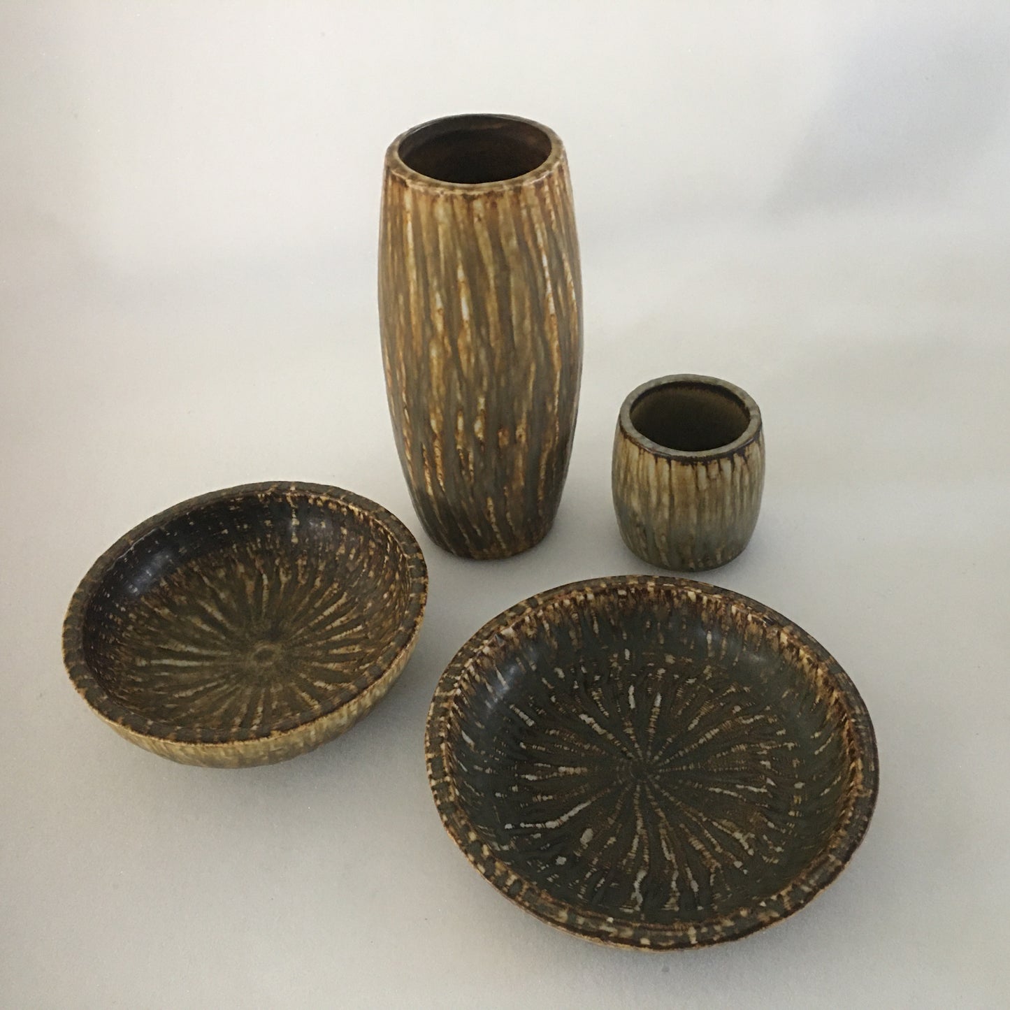 GUNNAR NYLUND. stoneware 17cm , Rörstrand, 1950s.