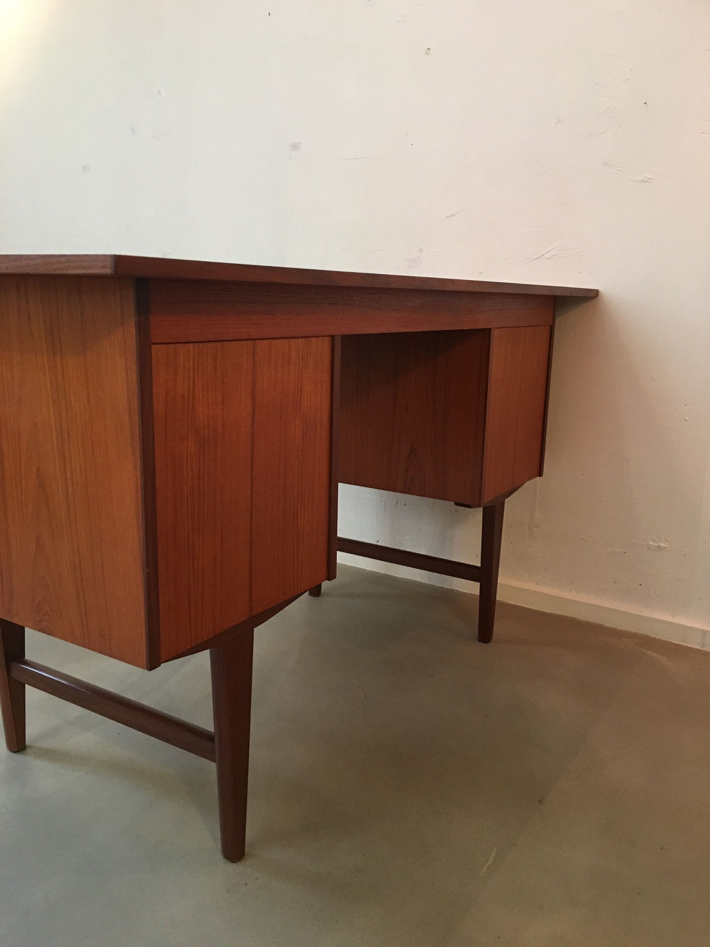 Buro en teck, Danemark circa 60