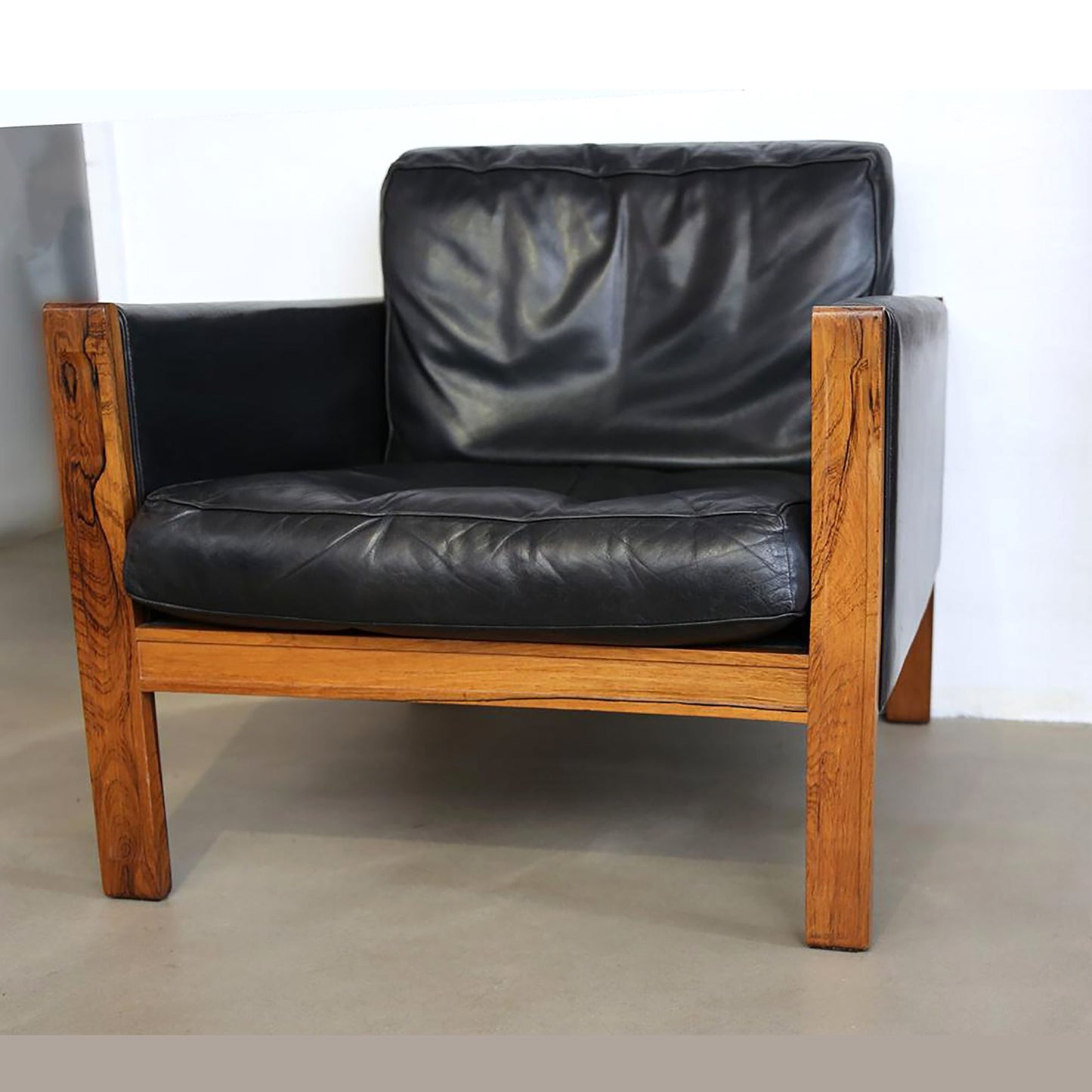 Paire de fauteuils Cuir et Palissandre 60's