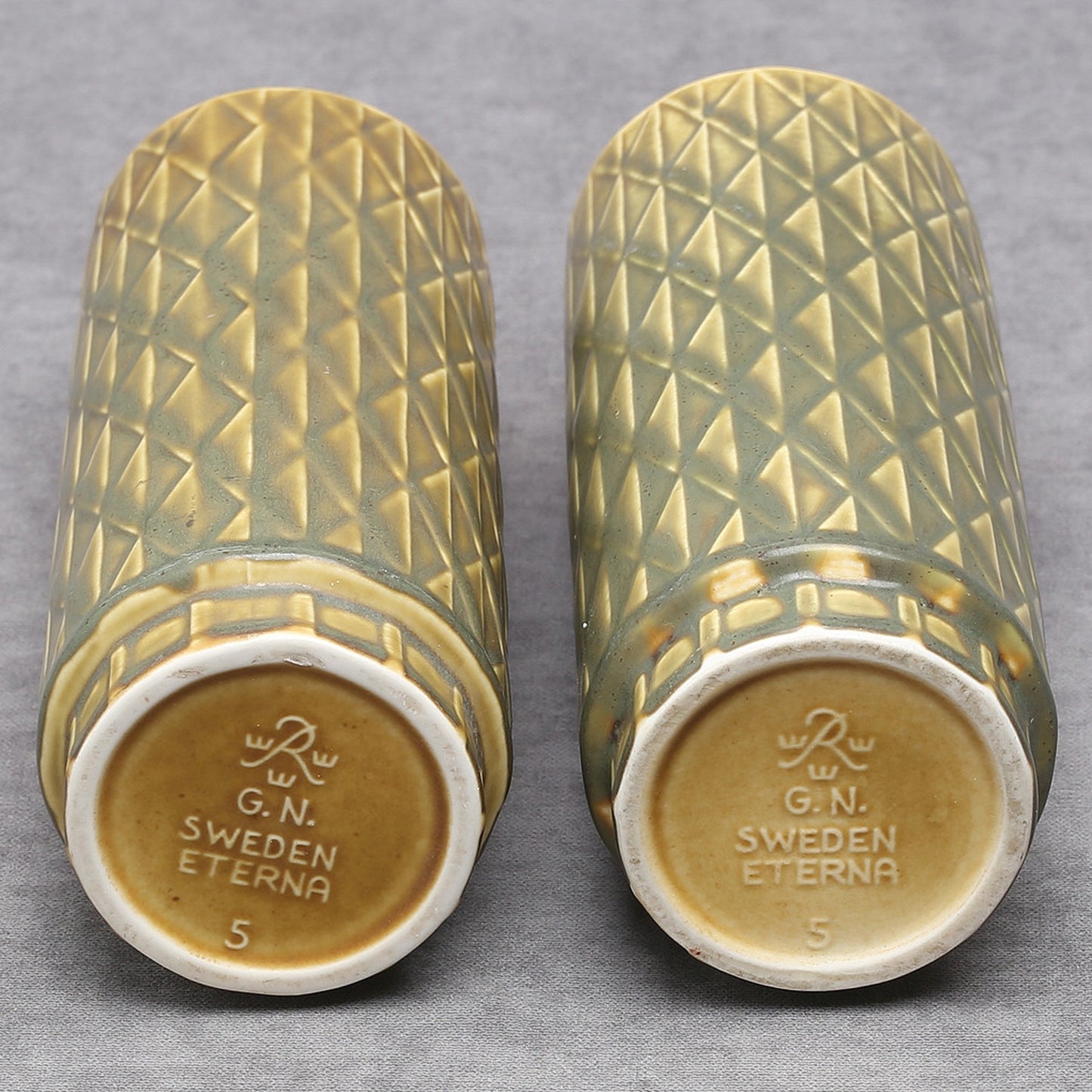 GUNNAR NYLUND 2 Vases "Eterna", Rörstrand, Suède circa 50